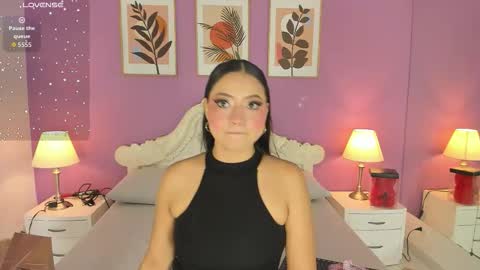 Kiara  online show from March 2026 12:00:02 PM