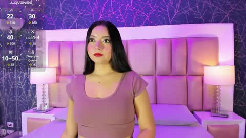 Kiara  online show from March 2026 11:43:02 AM