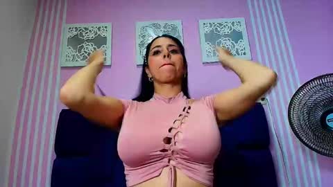 kataleyavillalobos online show from April 2026 08:43:02 PM