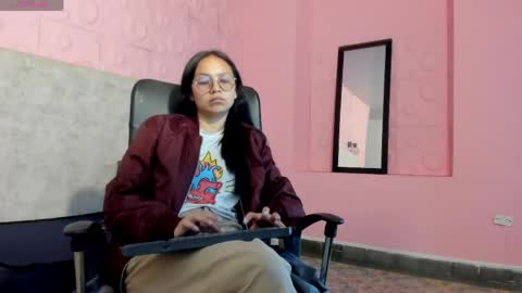 Katalina online show from April 2026 02:45:02 PM