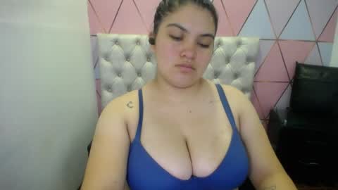 katalina santana25 online show from April 2026 07:07:01 PM