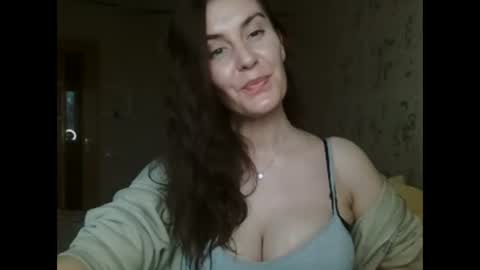 Snapshot of katalinaqe chatting on November 2025 08:31:01 AM KatalinaQE online show from November 2025 08:31:01 AM