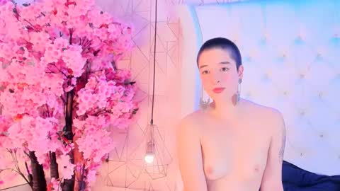 Snapshot of katanasoler chatting on March 2026 09:06:01 PM online show from March 2026 09:06:01 PM