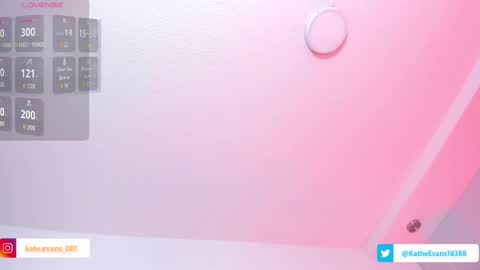 Snapshot of kate_evans1 chatting on March 2025 05:04:01 PM Kate Evans online show from March 2025 05:04:01 PM