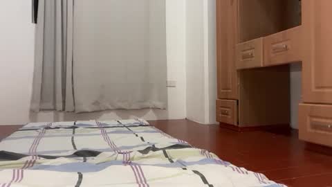 Trixie 31 online show from November 2025 12:13:01 PM