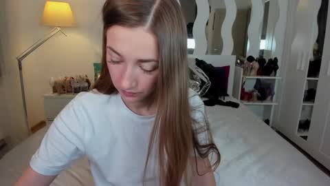 kate_redgar online show from March 2025 01:31:02 PM