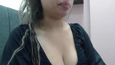 Kari online show from February 2026 02:46:01 PM