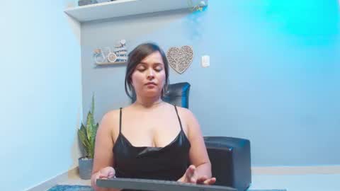 KateAdams online show from July 2026 10:16:01 PM