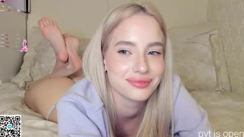 Snapshot of katebremar chatting on February 2026 10:47:01 PM online show from February 2026 10:47:01 PM