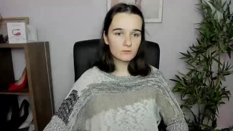 Snapshot of katedesire chatting on December 2024 11:07:02 AM Kate online show from December 2024 11:07:02 AM