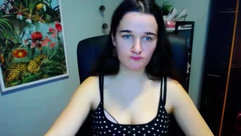 Snapshot of katedesire chatting on December 2024 05:31:01 PM Kate online show from December 2024 05:31:01 PM