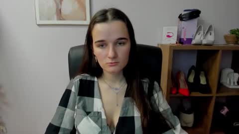 Snapshot of katedesire chatting on December 2025 08:27:02 PM Kate online show from December 2025 08:27:02 PM