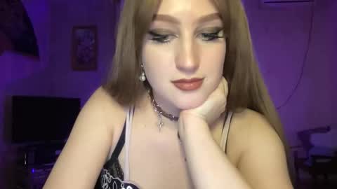 KateMeeeoow online show from December 2025 01:23:02 AM