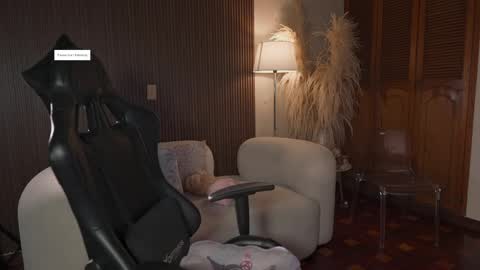  Kate Owens  online show from April 2026 11:04:01 AM