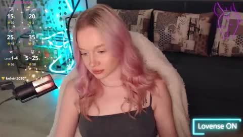 Lisa online show from October 2025 12:46:02 PM