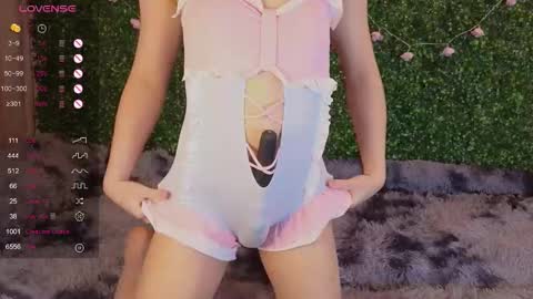 Katerina online show from November 2025 03:56:02 PM