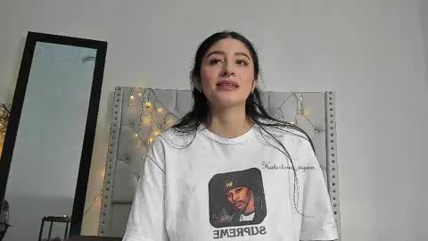 Snapshot of katestone_again chatting on May 2026 07:29:01 PM love meeee online show from May 2026 07:29:01 PM