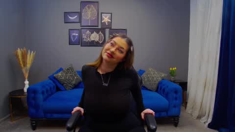 Kate online show from January 2025 06:28:01 PM