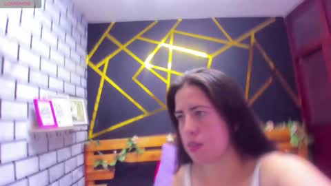 Snapshot of kathina_giraldo chatting on December 2024 01:33:01 PM Paola online show from December 2024 01:33:01 PM