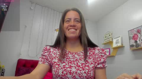 Snapshot of kathina_giraldo chatting on December 2024 12:43:02 PM Paola online show from December 2024 12:43:02 PM