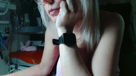 Snapshot of kathleenedwards chatting on June 2026 11:46:01 AM Kathleen online show from June 2026 11:46:01 AM