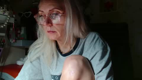 Snapshot of kathleenedwards chatting on July 2026 01:08:01 AM Kathleen online show from July 2026 01:08:01 AM