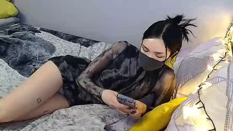 Snapshot of kathrineberry chatting on February 2025 07:17:02 AM KathrineBerry online show from February 2025 07:17:02 AM