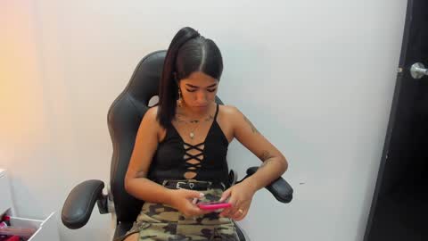 Khaty online show from January 2025 12:04:02 PM