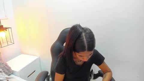 Khaty online show from January 2025 12:16:02 PM