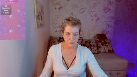 Snapshot of kathy_sunn chatting on December 2024 01:51:01 PM Kathy online show from December 2024 01:51:01 PM
