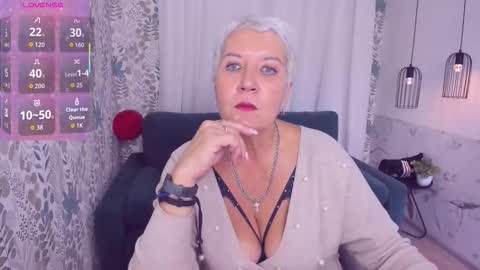 Snapshot of kathy_sunn chatting on October 2025 07:28:02 AM Kathy online show from October 2025 07:28:02 AM