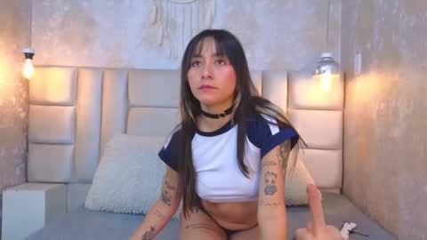 Kahty online show from November 2025 11:43:02 AM