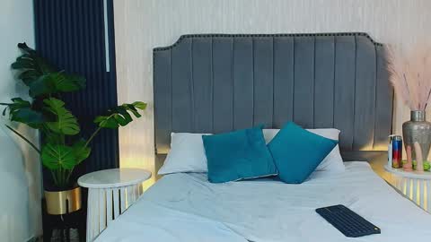 kathylove online show from November 2025 09:06:01 PM