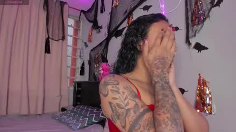 Katia online show from October 2025 03:00:01 PM