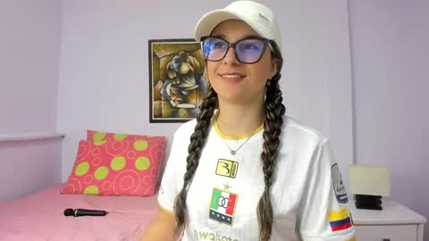 Snapshot of katia_foxx chatting on January 2025 12:09:02 PM Khaterine online show from January 2025 12:09:02 PM