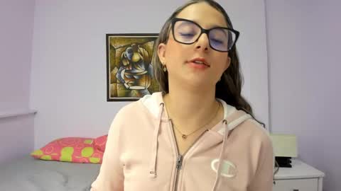 Snapshot of katia_foxx chatting on January 2025 12:20:02 PM Khaterine online show from January 2025 12:20:02 PM
