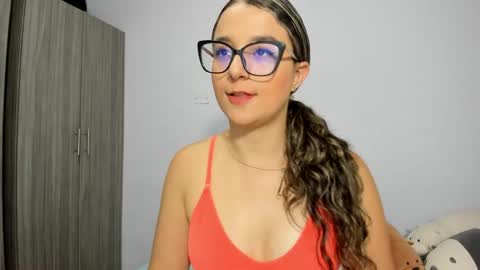 Snapshot of katia_foxx chatting on January 2025 08:51:01 AM Khaterine online show from January 2025 08:51:01 AM