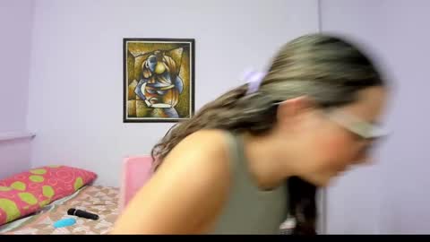 Snapshot of katia_foxx chatting on February 2025 12:14:02 PM Khaterine online show from February 2025 12:14:02 PM