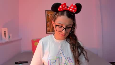 Snapshot of katia_foxx chatting on February 2025 12:03:02 PM Khaterine online show from February 2025 12:03:02 PM