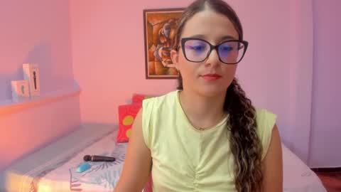 Snapshot of katia_foxx chatting on March 2025 12:58:02 PM Khaterine online show from March 2025 12:58:02 PM