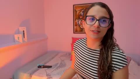 Snapshot of katia_foxx chatting on March 2025 05:35:01 AM Khaterine online show from March 2025 05:35:01 AM