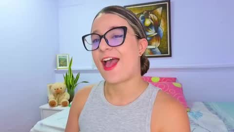 Snapshot of katia_foxx chatting on September 2025 10:38:02 AM Khaterine online show from September 2025 10:38:02 AM