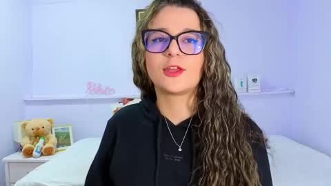 Snapshot of katia_foxx chatting on October 2025 11:41:02 AM Khaterine online show from October 2025 11:41:02 AM