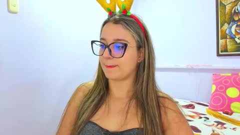 Khaterine online show from December 2025 12:11:02 PM