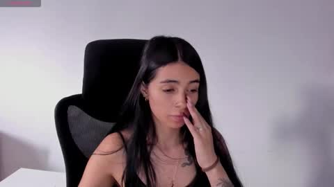 Katia  online show from February 2026 04:18:01 PM