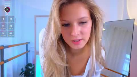 Snapshot of katie_dierse chatting on October 2025 02:05:02 PM Katie online show from October 2025 02:05:02 PM
