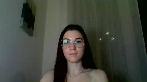 katie_foxi online show from March 2025 06:12:01 PM