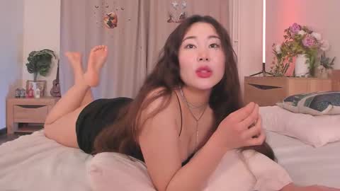 Snapshot of katie_ness chatting on November 2025 03:16:01 PM Kate online show from November 2025 03:16:01 PM