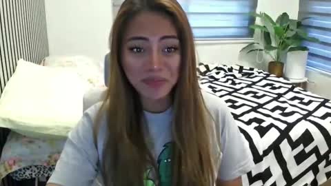 Snapshot of katiefrox_ chatting on March 2025 07:54:01 AM katiefrox online show from March 2025 07:54:01 AM
