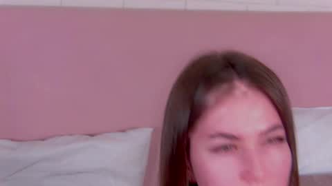 katiereeves online show from November 2025 05:22:01 PM